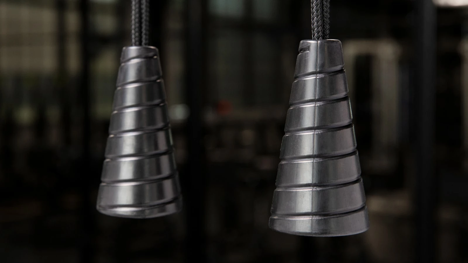 Dynepic Sports Spiral Strength Grips - Image 2