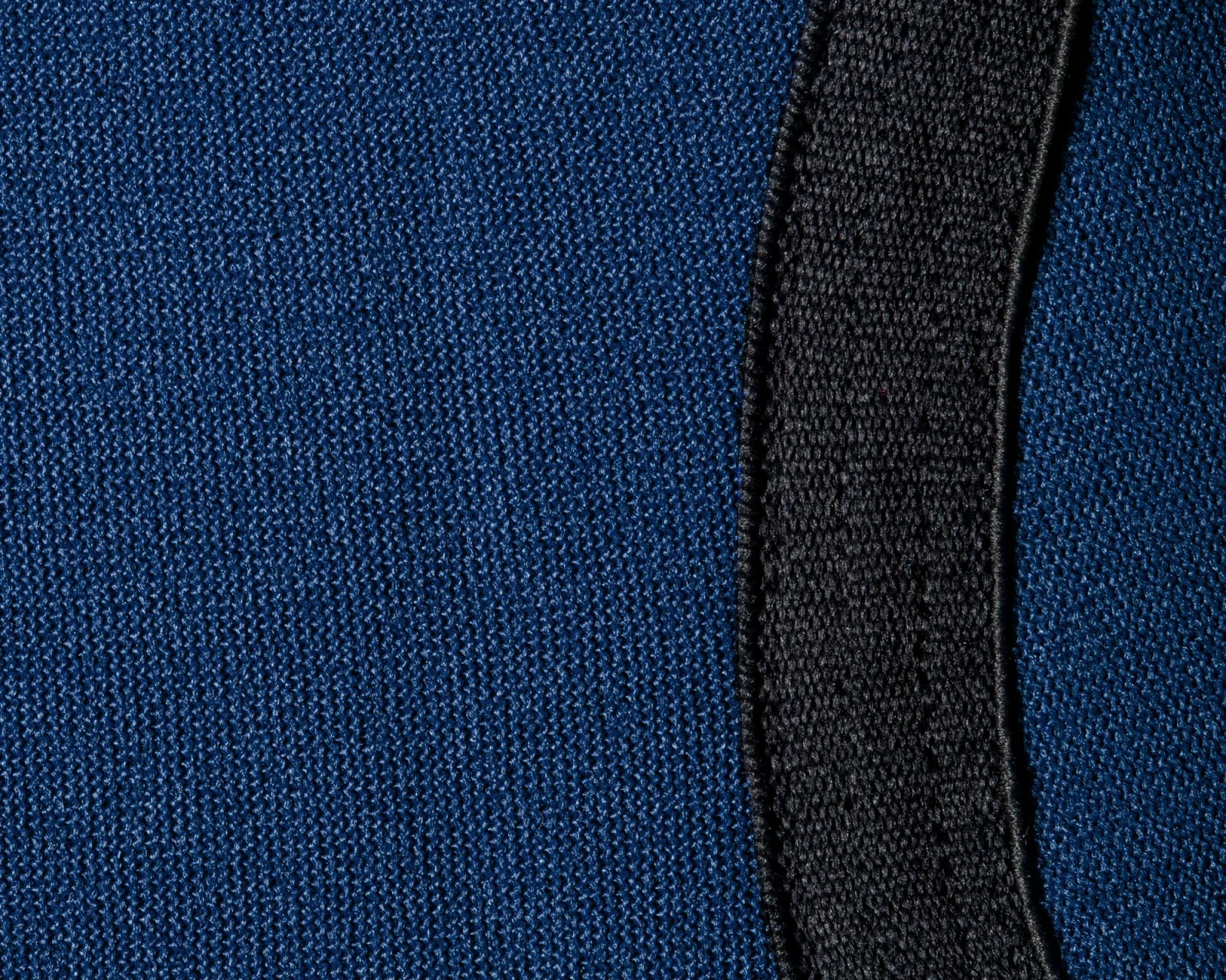 Rogue Fitness Rogue 3MM Knee Sleeve - Pair - Image 2